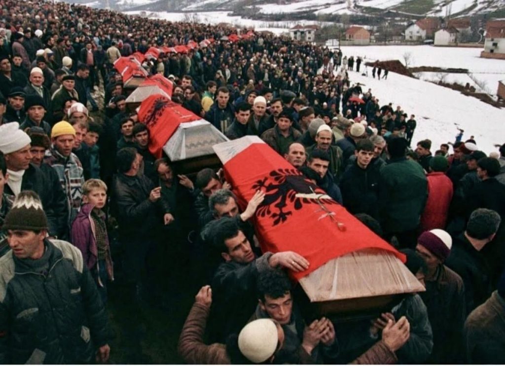 615497126_1428748288617609_2220107280077702743_n