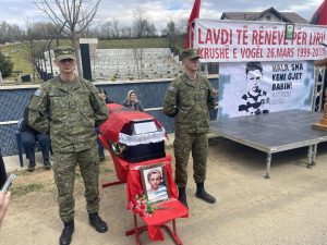 655475137_947554231557028_5510825422421834361_n-1-1333x1000