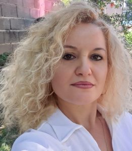 manushae  hoxha laçi