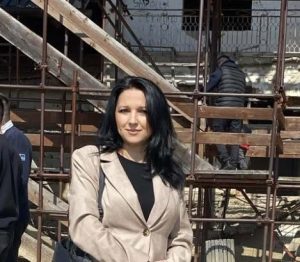 selvete nimani