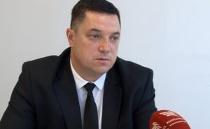 ruzhdi-kurtishaj-kryeatar-i-kuvendit-te-oek